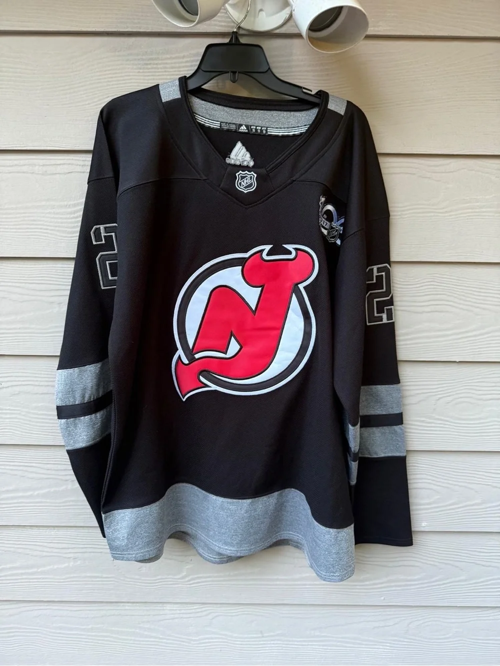 Adidas NHL New Jersey Devils Palmieri jersey in Black & Red